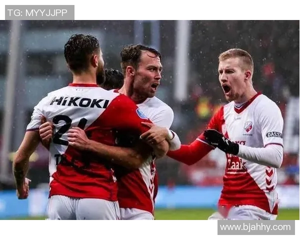 埃因霍温主场迎战兹沃勒争夺荷甲积分榜重要位置